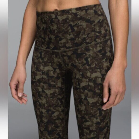 Lululemon  * Wunder Under Pant  Full-On Luon Roll Down EUC - Picture 11 of 14